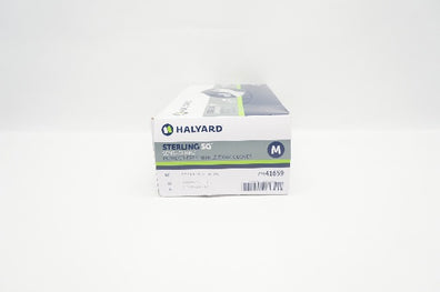 Halyard 41659 Sterling SG Nitrile Sensi-Guard Nitrile Exam Gloves M - Box of 250
